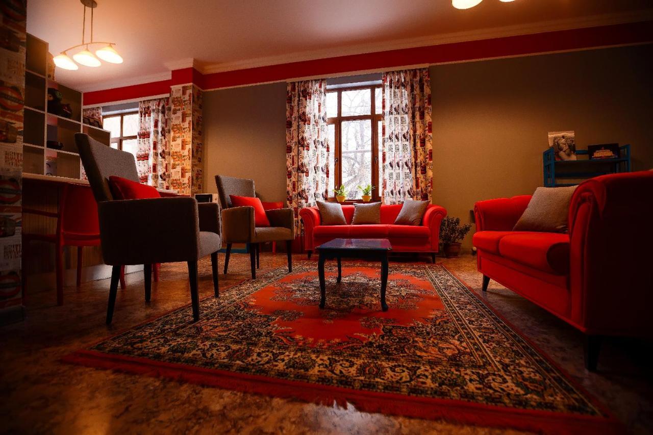 Mountain Road Hostel Αλμάτι Εξωτερικό φωτογραφία